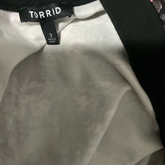 TORID WOMENS SIZE 3 MOD CLOTH FLORAL. - Picture 10 of 12